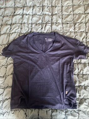 Women's V-Neck Short Sleeve Top - Black